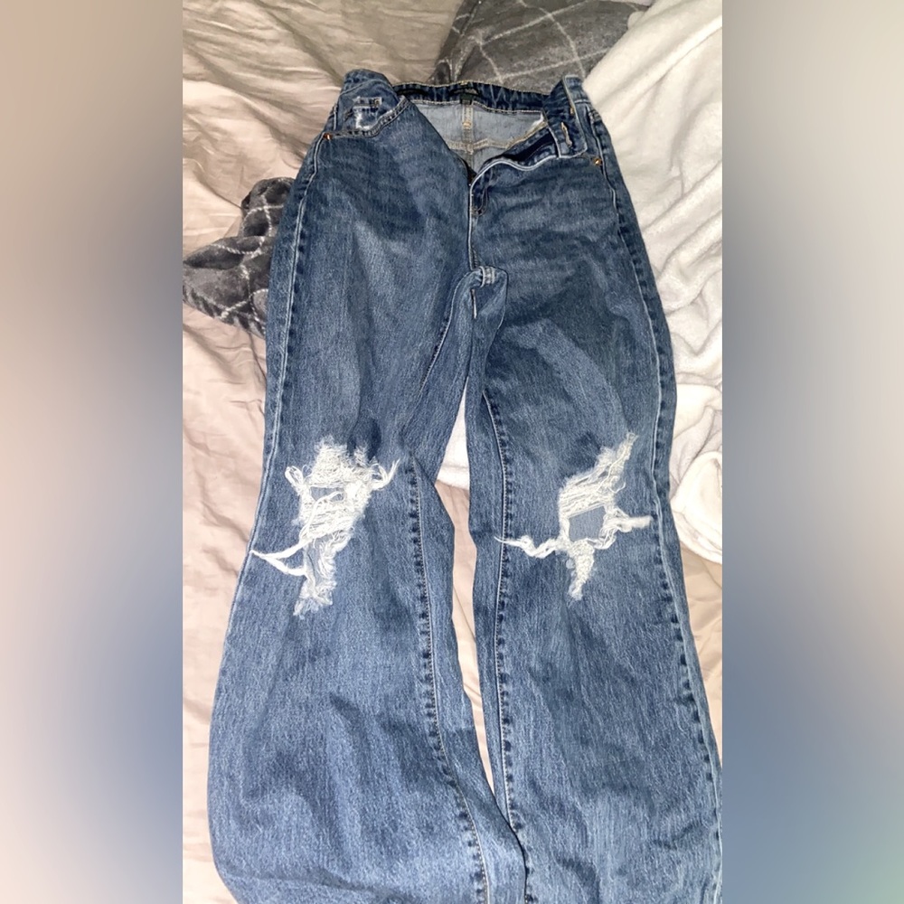 size 00/ 24r baggy cotton on jeans. i have only worn once.